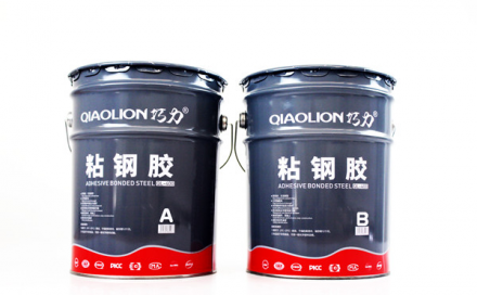 夏季炎熱：如何避免粘鋼膠流淌？